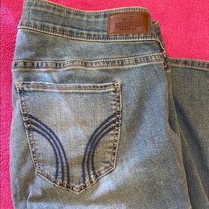 HOLLISTER JEANS